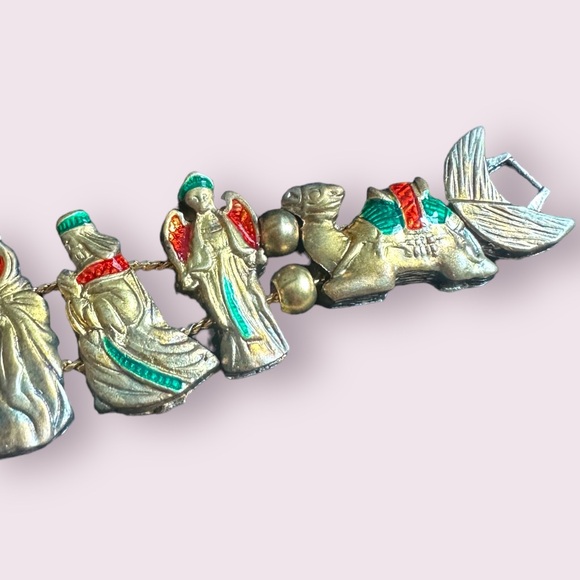 Vintage Nativity Scene Costume Jewelry Charm Bracelet Christmas Holiday Unique - Picture 8 of 9